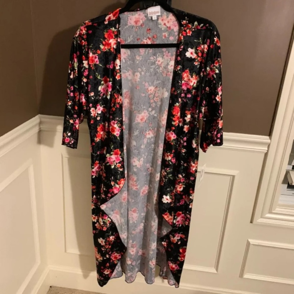 NWT Lularoe Kimono S
